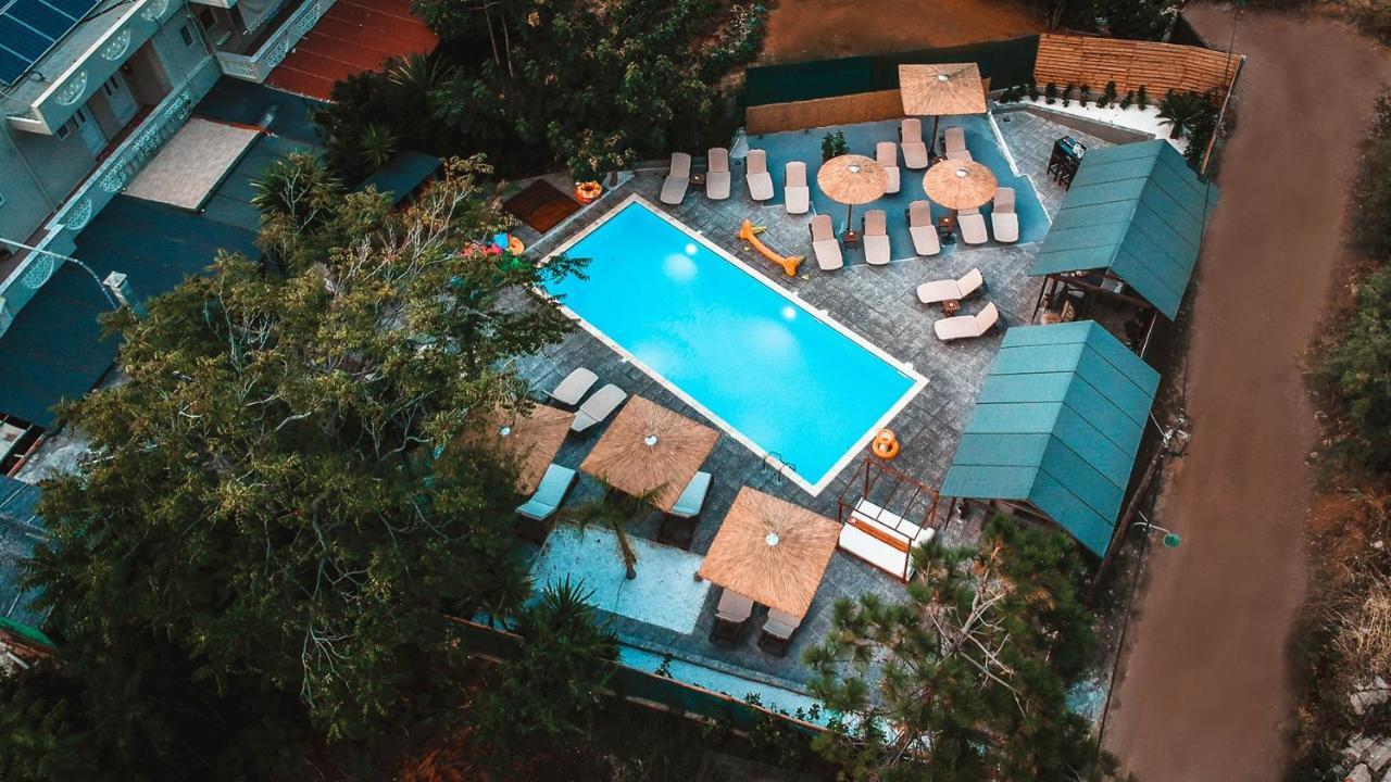 Almirikia Apartments มอร์เตรี ภายนอก รูปภาพ