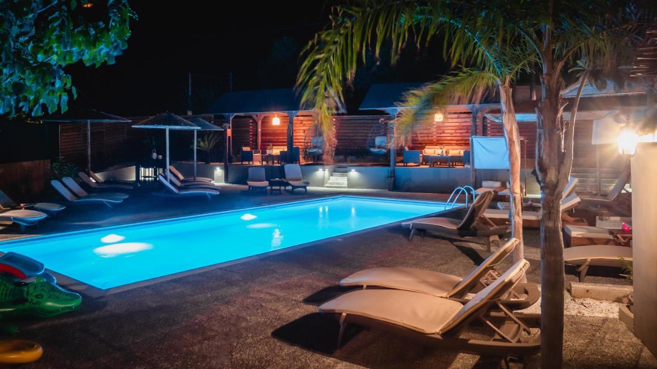 Almirikia Apartments มอร์เตรี ภายนอก รูปภาพ
